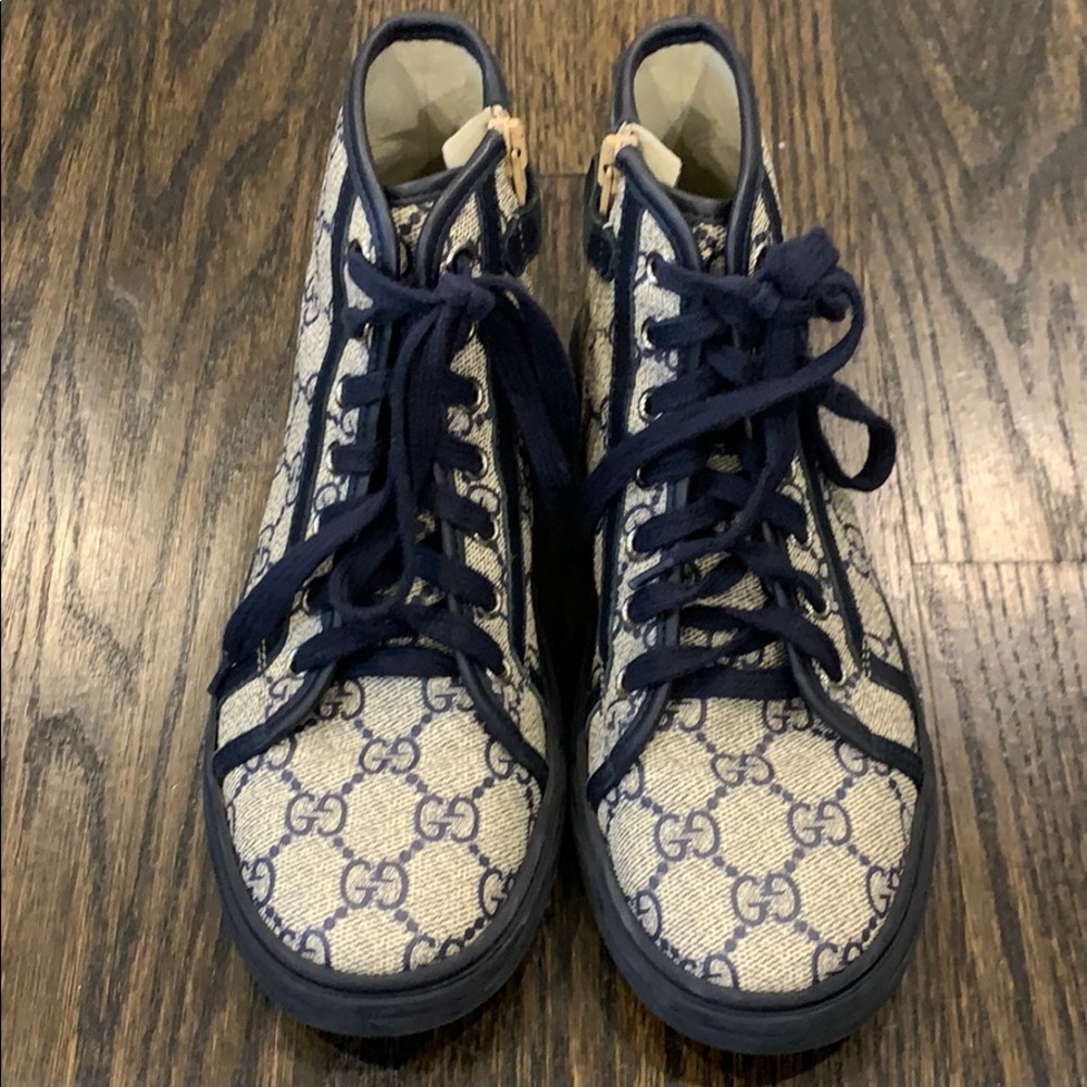 GUCCI 34 GG Supreme High Top Sneakers Shoes EUC